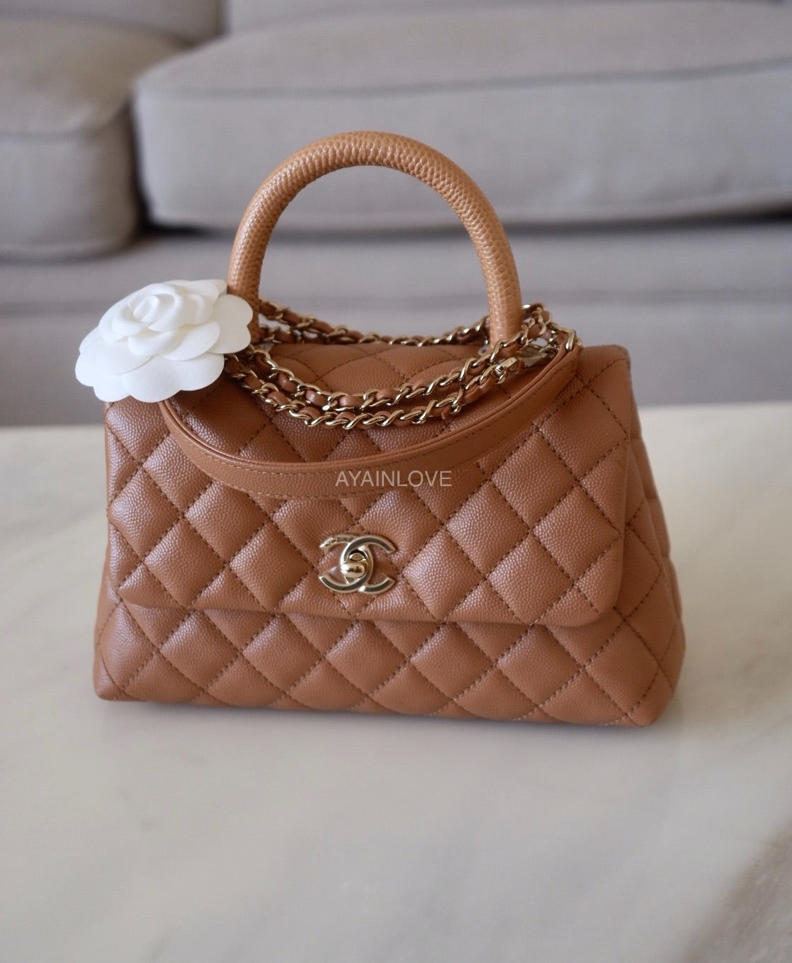 CHANEL 21P Caramel Brown Caviar Small Coco Handle 24 cm Light Gold Har – AYAINLOVE  CURATED LUXURIES