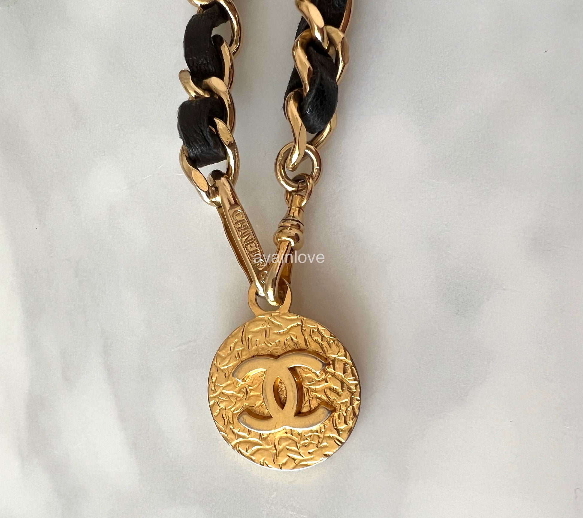 CHANEL 1982 Vintage Black Leather Chain Belt Necklace Medallion CC