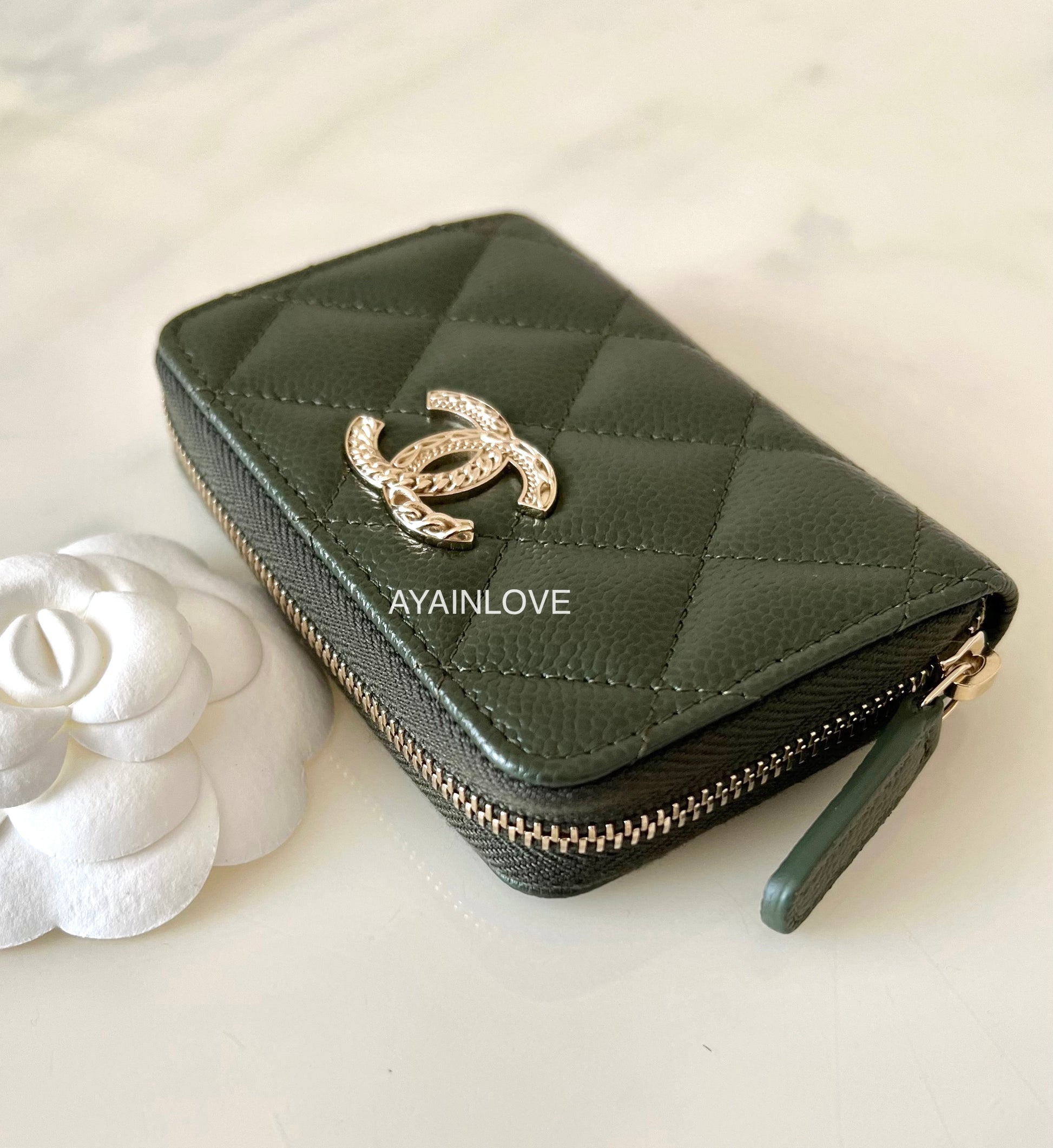 CHANEL Caviar Quilted Card Holder Green 722535