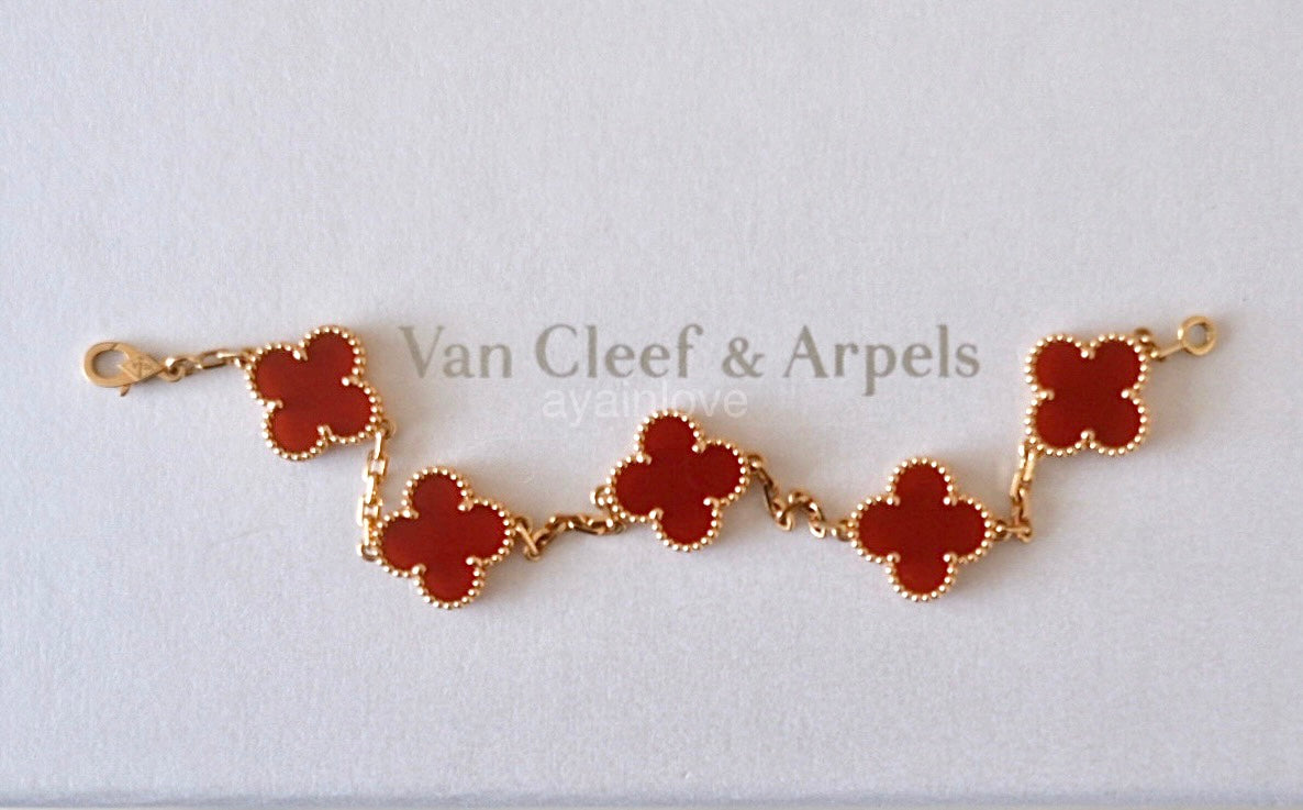 Van Cleef & Arpels Sweet Alhambra hearts Carnelian Bracelet 750(PG)  1.｜a2509790｜ALLU UK｜The Home of Pre-Loved Luxury Fashion