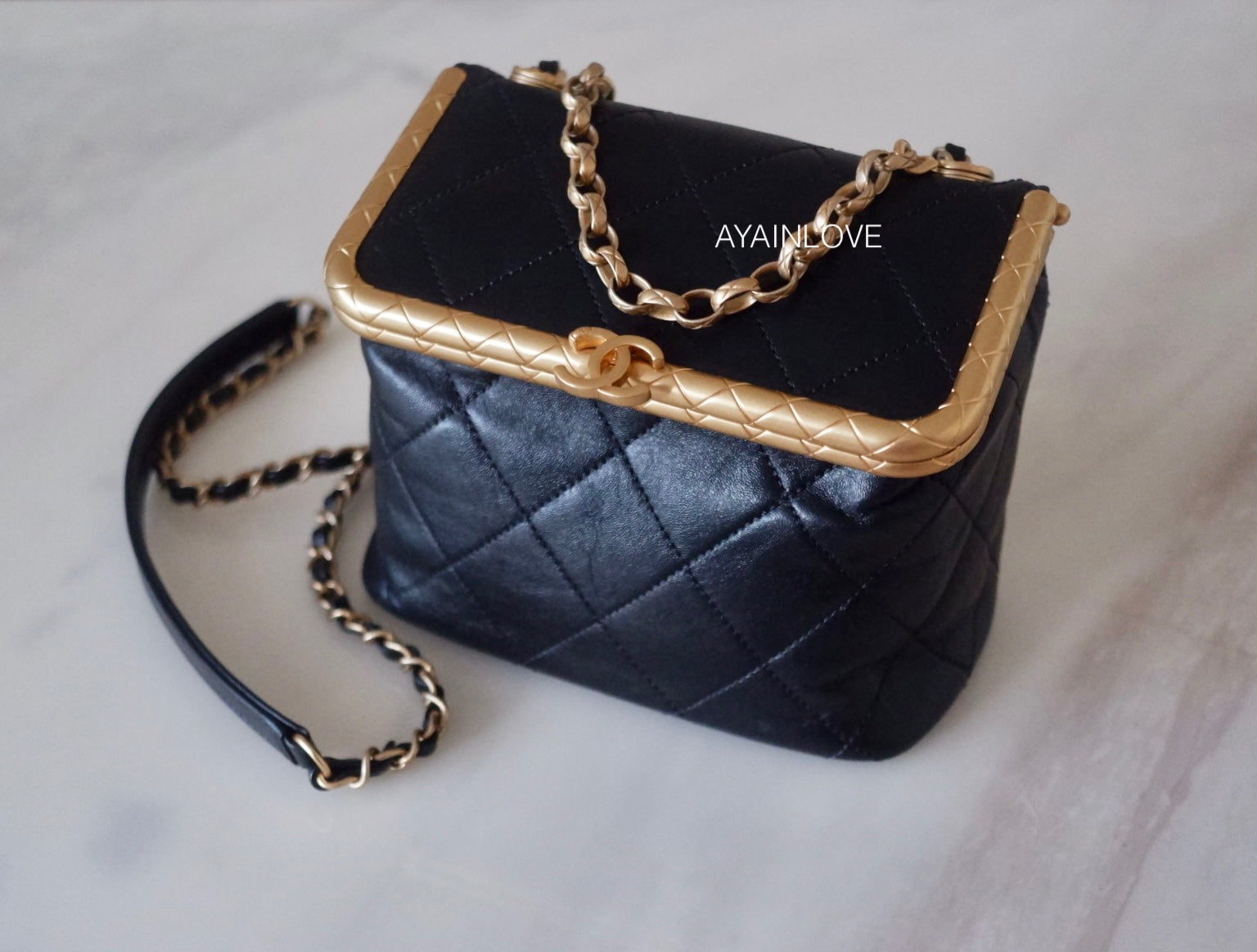 Chanel CC Clasp Chain Flap Bag Multicolor Quilted Lambskin Small Multicolor  2207911